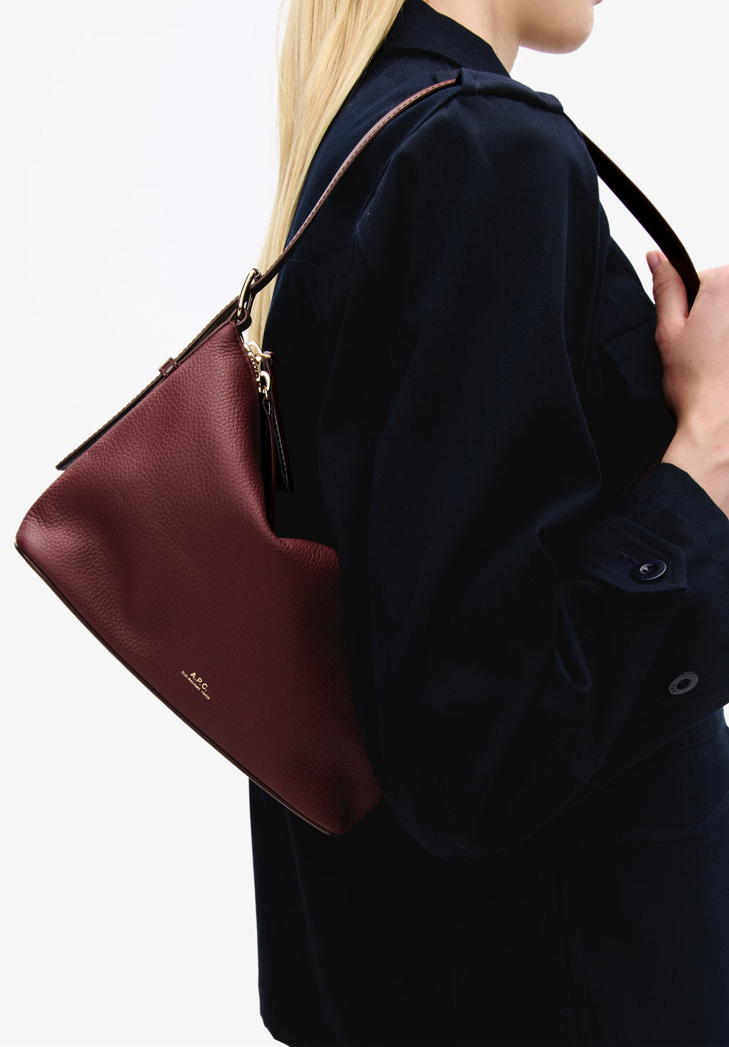 Vera Shoulder bag